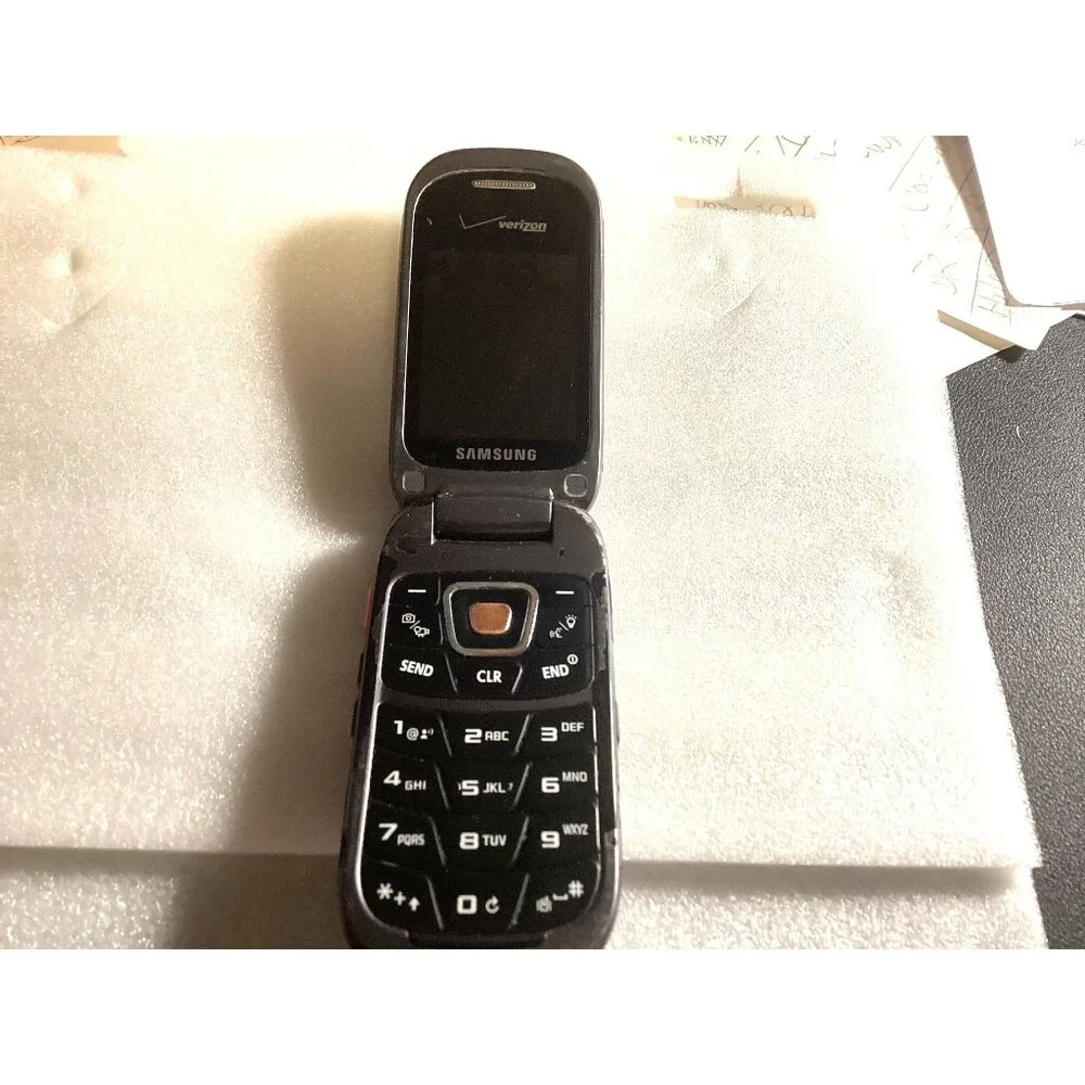 Samsung Verizon Flip Phone Rugged Design